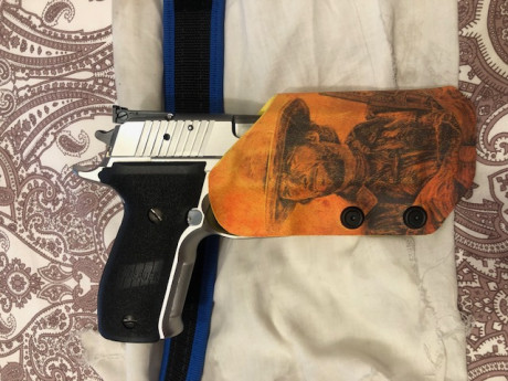 Pongo a la venta esta pistola SIG SAUER P 226 X FIVE ALL ROUND, en perfecto estado, con 2 cargadores y 12