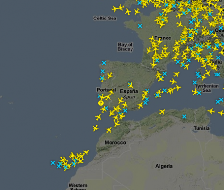 Dentro de unas horas,el espacio aéreo Español quedara CERRADO.

Los controladores han dicho basta.A la 50