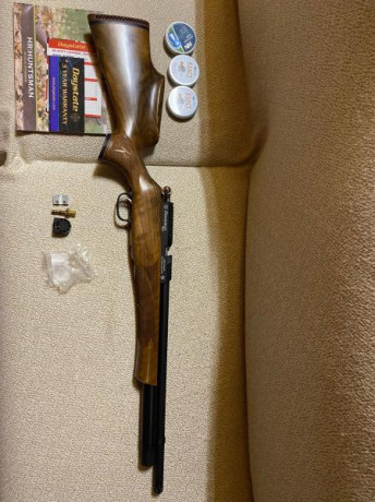 A la venta esta carabina PCP Daystate Huntsman Regal HR (Huma Regulated) del calibre 6.35mm - (.25). 24j.
Carabina 10