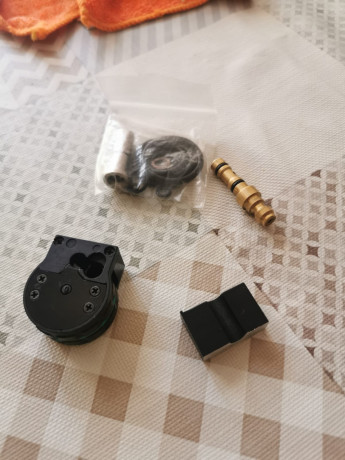 Hola buenas tardes, vendo carabina pcp 5.5 modelo onix scout montada con visor konus t30 pro 3-12x50 y 00
