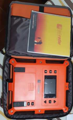 Un amigo vende su cronografo labradar, tiene año y medio.
Incluye bateria, bolsa de transporte y base 02