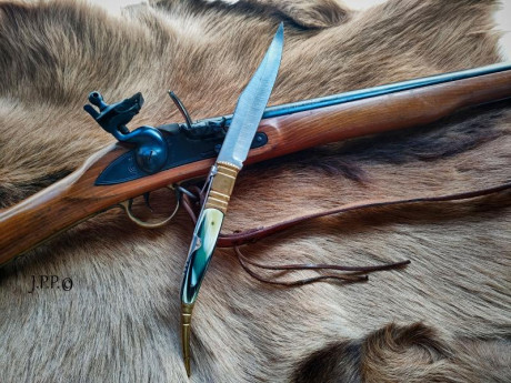 Buenas, pongo a la venta está albaceteña artesana de carraca, precio 125,00 € y envío incluido solo a 00