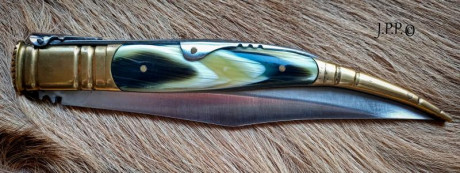 Buenas, pongo a la venta está albaceteña artesana de carraca, precio 125,00 € y envío incluido solo a 10