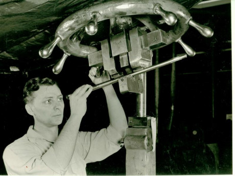 Buenas, a ver si a alguien más le pasa. Tengo una cometa Fenix 400 hace unos años y siempre la he usado 50