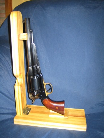 Hola Predicador,Saludos.Estoy intentando acceder a los planos del soporte para cargar el revolver pero 20