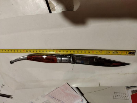 Navaja antigua en buenas condiciones
Lleva 7 muelles
Precio 100€ 02