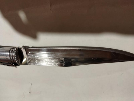 Navaja antigua en buenas condiciones
Lleva 7 muelles
Precio 100€ 00