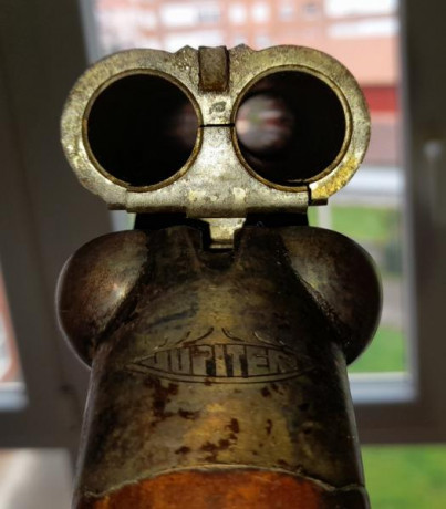 Escopeta Erbi, calibre 12, extractora con cantonera regulable, animas a espejo, cañones de 70 ctms. de 11