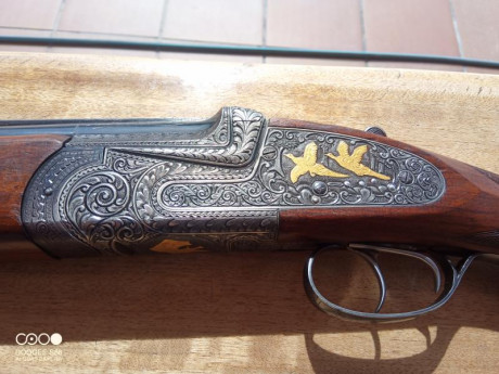 Se vende está escopeta de caza de gran calidad y artesana de nuestro país.

Es 71cm 3/1 selector de tiro 01