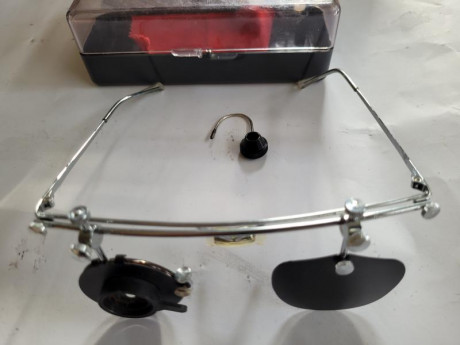 Vendo gafas knobloch. 110€ con portes a península.  O cambio por cacha ZURDO steyr lp10/50 o pardini K12 01