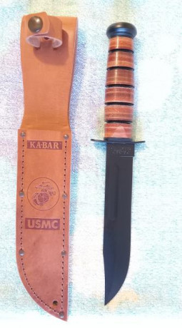 Kabar original modelo USMC impecable en su embalaje original y con su certificado impoluto 

90 euros 01