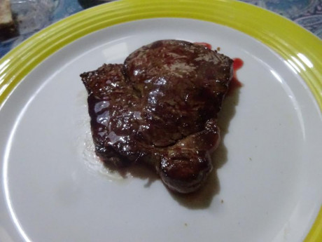 Hoy para comer acelgas hervidas y chuletón de vaca gallega vieja con seis semanas de maduración en cámara 101