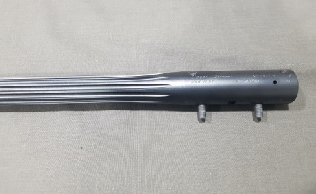 Hola, vendo un tubo de Blaser R93 del cal. 6BR ( Match 26mm en boca) practicamente nuevo. Lo vendo en 00