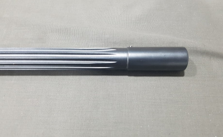 Hola, vendo un tubo de Blaser R93 del cal. 6BR ( Match 26mm en boca) practicamente nuevo. Lo vendo en 11