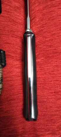 Cuchillo j&v Ezapac.  No se a utilizado nunca. Cachas micarta negras pulidas con separadores rojos 00