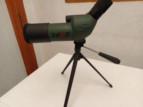Vendo telescopio de tiro Zeus (usado solo en tres tiradas ) nuevo  con maletin de aluminio,
todo nuevo.
Pido 01