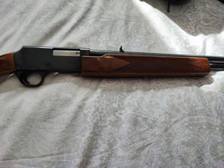 Muy buenas

Vendo carabina Browning de trombón del calibre 22lr, fabricada por Miroku en el año 1979. 02