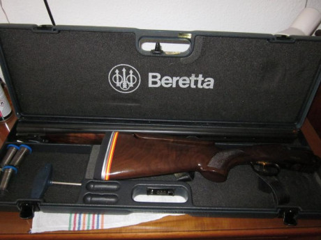 :apla: Pongo a la venta, escopeta superpuestaBeretta 682 Gold Sporting.
Maletin original, con sus 5 polichok 00