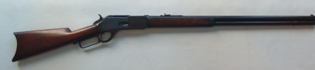 Rifle Winchester modelo 1876 original en calibre 40-60 en muy buen estado, restaurado de maderas y metal. 00