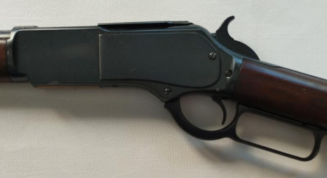Rifle Winchester modelo 1876 original en calibre 40-60 en muy buen estado, restaurado de maderas y metal. 10