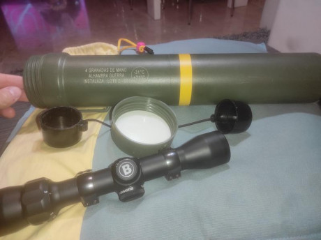 Visor Bushnell 1.74 4 x 32 tubo de 25 con anillas Apel originales. Todo en perfecto estado. 
Con tubo 00