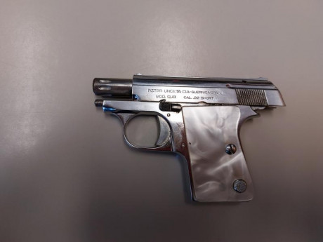 Buenas!!!
Un compañero vende la canija Astra Cub calibre 22 short. El arma esta bien con las marcas tipicas 10