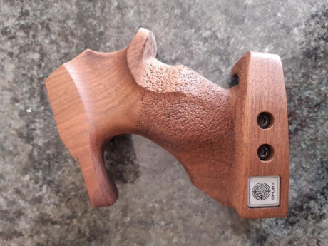 Compro cacha para Steyr, diestra talla M, preferentemente morini o rink. 
Saludos 32