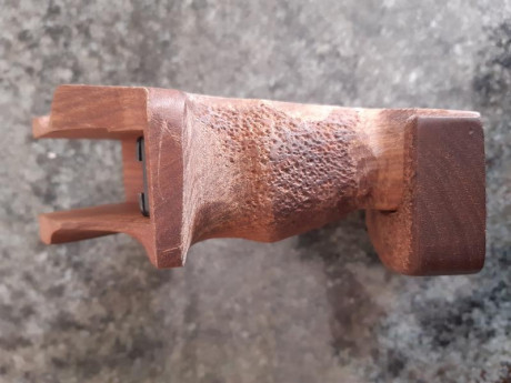 Compro cacha para Steyr, diestra talla M, preferentemente morini o rink. 
Saludos 31