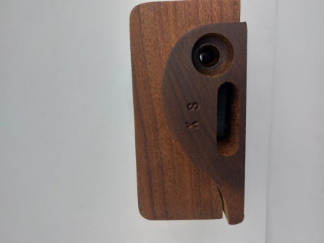 Cacha original Steyr LP10 diestro sin retocar ni recrecer para mano pequeña. Talla XS

100€ + portes 00