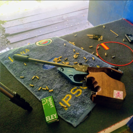 Que tal.

VENDIDA.

Vendo pistola para modalidad libre Matchguns MG5E. En estado impecable y con su correspondiente 01