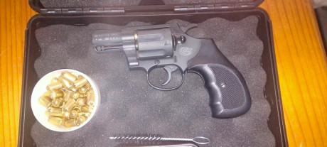 ***VENDIDO*** SE PUEDE CERRAR, GRACIAS****
Se vende revolver de fogueo. Es un Colt modelo detective especial 00