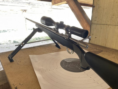 Vendo bipode FS300 I para rifle, aluminio de aviacion AA7075 muy robusto, peso 950g, 140euros mas portes. 31