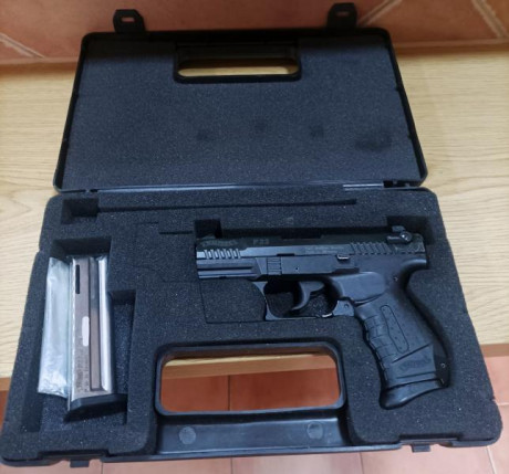 Un amigo me pide que le anuncie esta Walter P-22 del calibre 22. LR

El arma esta en muy buen estado y 02