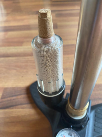 Se vende esta bomba Hill MK5 como nueva, sin signos de uso. Usada solo 1 vez (con sistema dry pack).
No 01