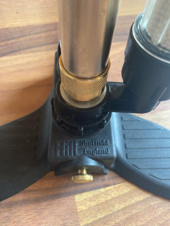 Se vende esta bomba Hill MK5 como nueva, sin signos de uso. Usada solo 1 vez (con sistema dry pack).
No 12