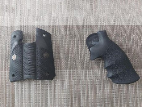 Hola vendo empuñadura para pistola colt 1911 y otras para revolver SW  validas para los modelos: 10,12,13,14,15,16,17,18,19,23,48,53,64,65,66,67,581,547,586,681,686
Precio 00