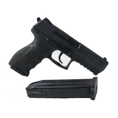 Buenos dias,
  Por necesitar un hueco en el cupo, he depositado en la armeria TopGun de Madrid mi HK P30L 00