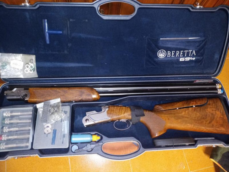 Sensacional escopeta Beretta modelo 694 Sporting con cañones de 76cm steelium PLUS que montan 7 choles 00