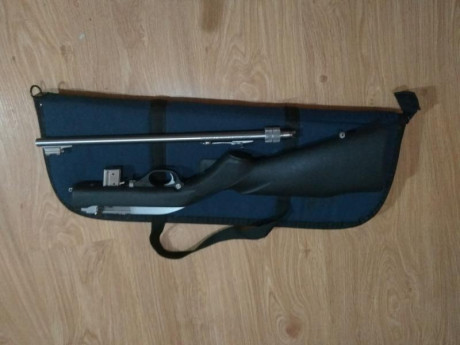 Hola. Vendo esta carabina desmontable , 22Lr.. Está en Asturias, guiada con licencia "E". 350€ 11