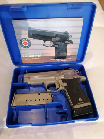 Está guiada en F. Como nueva, impecable, sin uso, dos cargadores, caja original y manual de instrucciones. 00