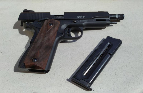 Vendo pistola Sig Sauer 1911 calibre .22lr guiada en licencia F
Incluye 2 cargadores, maletín y manual
Se 10