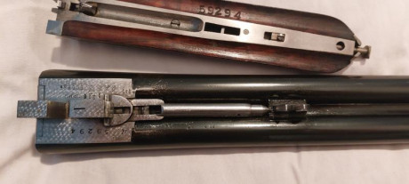 Cambio escopeta paralela marca EGO, cañones de 70 ctms. con 3 y 1 estrellas, ánima 18,5, orejetas de refuerzo, 22
