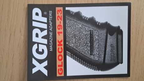 Hola, 
He conseguido un lote de piezas X-Grip para poder llevar en la Glock 19 cargadores de glock 17, 02