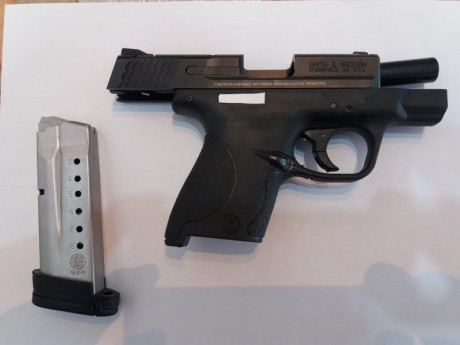 Venta pistola 9mm Smith&Wesson M-P Shield guiada en F  por 400€  portes a cargo comprador.
Unico propietario, 01