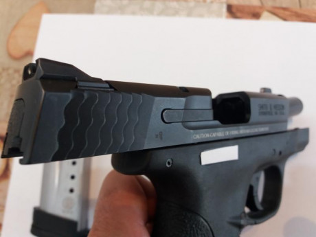 Venta pistola 9mm Smith&Wesson M-P Shield guiada en F  por 400€  portes a cargo comprador.
Unico propietario, 12