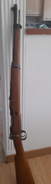 Vendo Mauser modelo Oviedo 1916, en calibre 7 x 57.
Está en buen estado, se puede ver y probar en Zaragoza.
Incluye 12