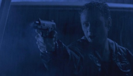 Compañeros,

En vista de las ganas de algunos (Elcafe, Wilcow, Vrakk, etc) por adivinar armas de películas 10