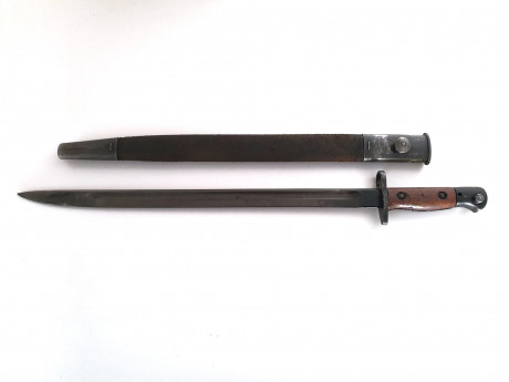 BAYONETA ENFIELD SMLE 1907: Bayoneta original 1907 Wilkinson para fusil Lee Enfield. 155€

LEATHERMAN 01