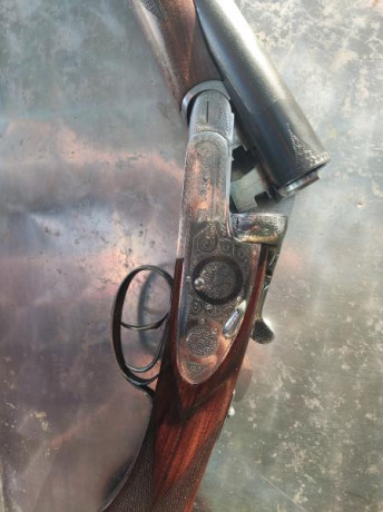 Hola se vende escopeta Arrieta modelo Fiel, de 2 gatillos (Articulados) , con válvulas de escape de gases 00