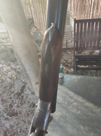 Hola se vende escopeta Arrieta modelo Fiel, de 2 gatillos (Articulados) , con válvulas de escape de gases 11